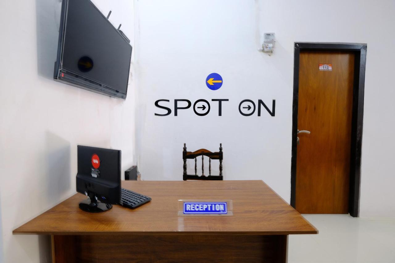 Spot On 1784 Tnc Residence Syariah Mataram Exterior foto
