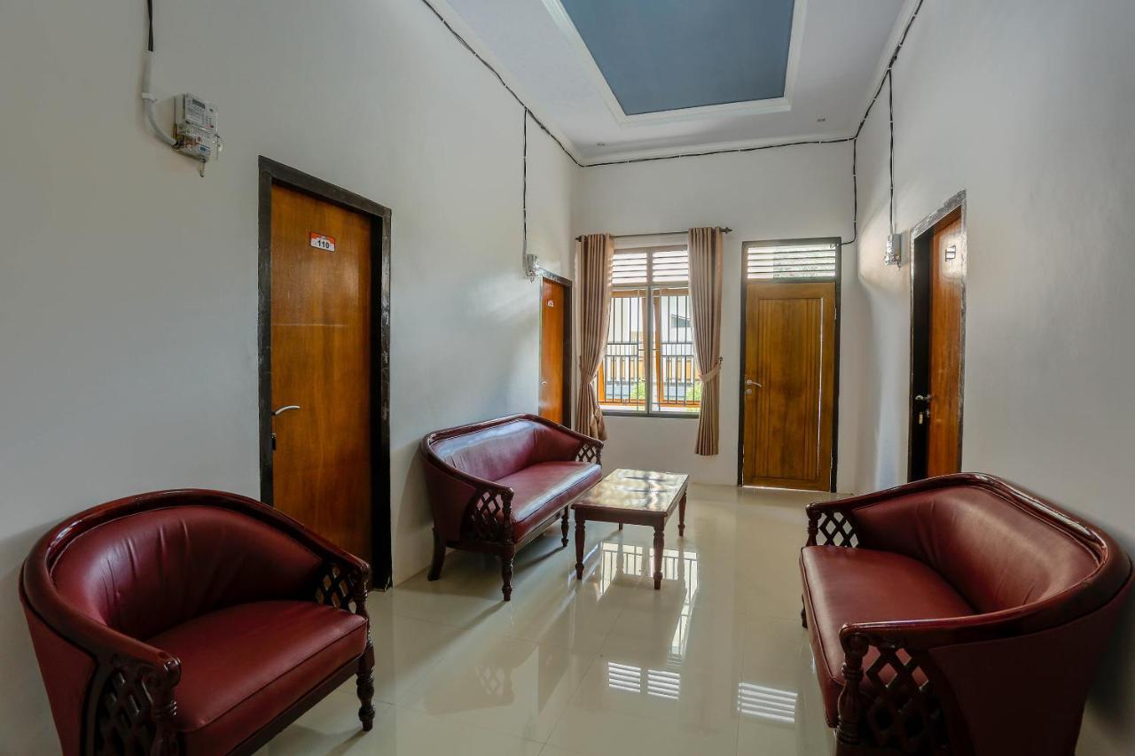 Spot On 1784 Tnc Residence Syariah Mataram Exterior foto